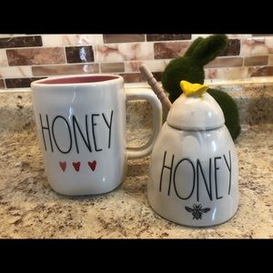 Rae Dunn honey mug and honey pot
